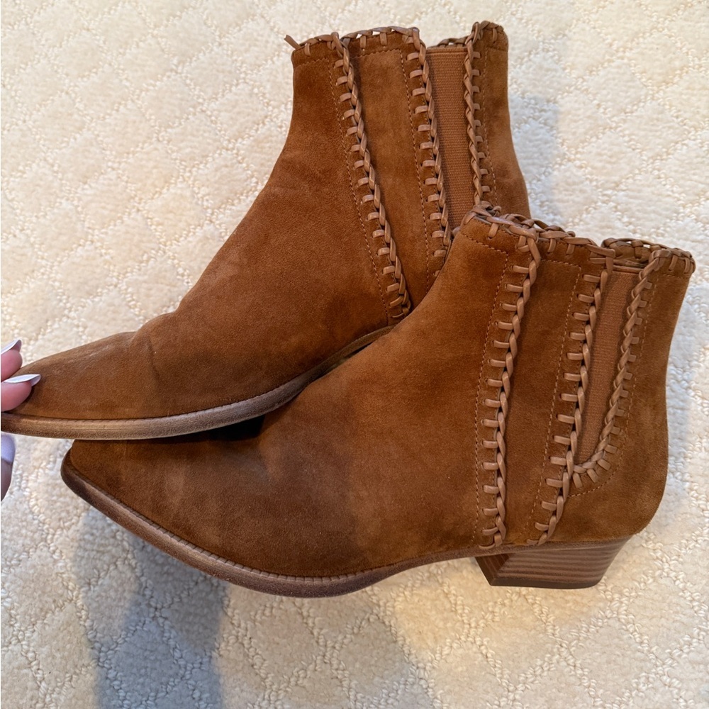 Womens‎ Michael Kors Collection Presley Pull On Stiched Ankle Boots, Size 41